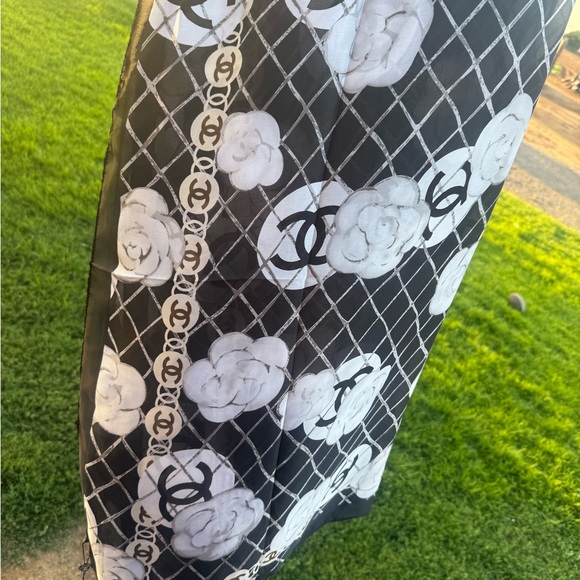 CHANEL Monochrome Floral Scarf - Picture 2 of 5